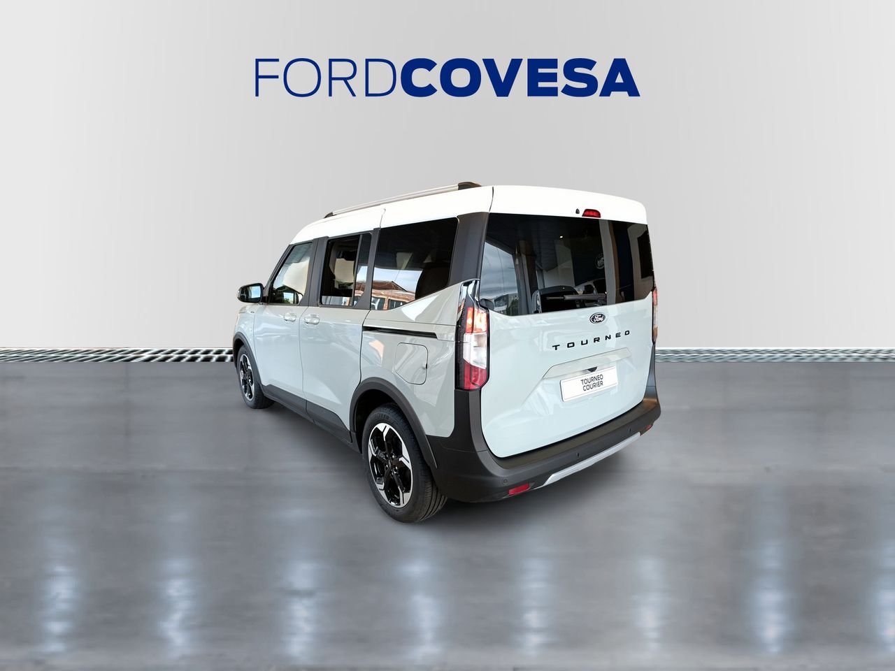ford tourneo courier 2024 / foto grande (3)