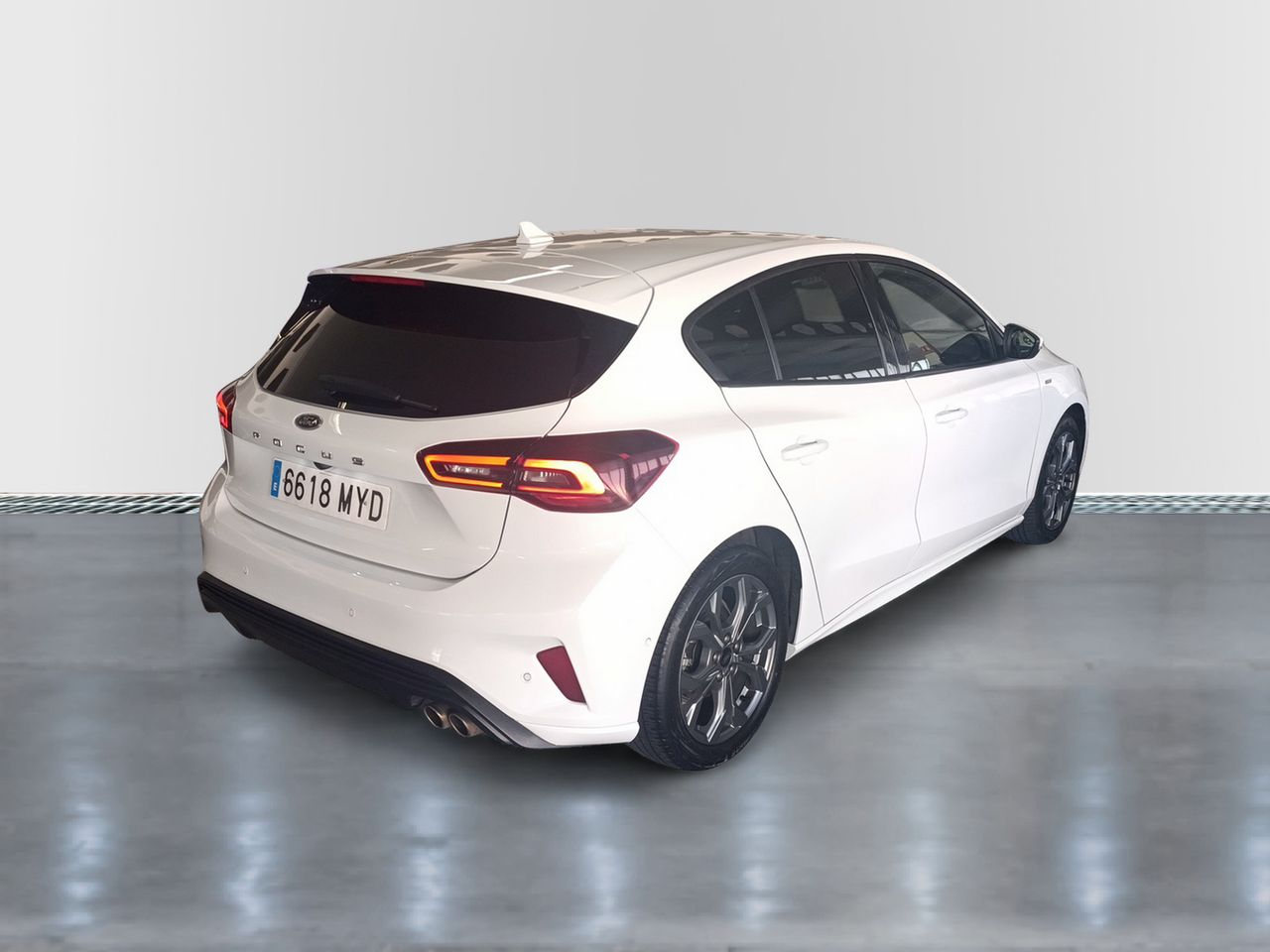 Ford Focus ST-Line X 1.0T EcoBoost mHEV 114kW Auto - foto 4
