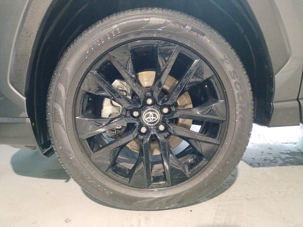 Toyota Rav4 2.5l 220H Style - foto 29