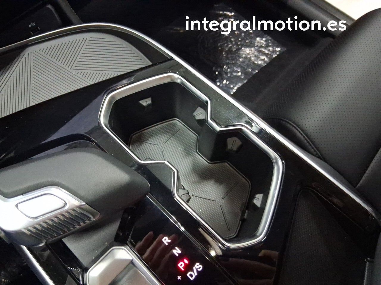 Baic X55 1.5 Turbo DCT - foto 23