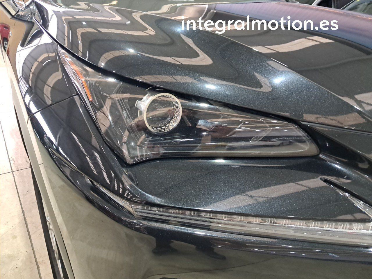 Lexus NX 2.5 300h Business 2WD - foto 27