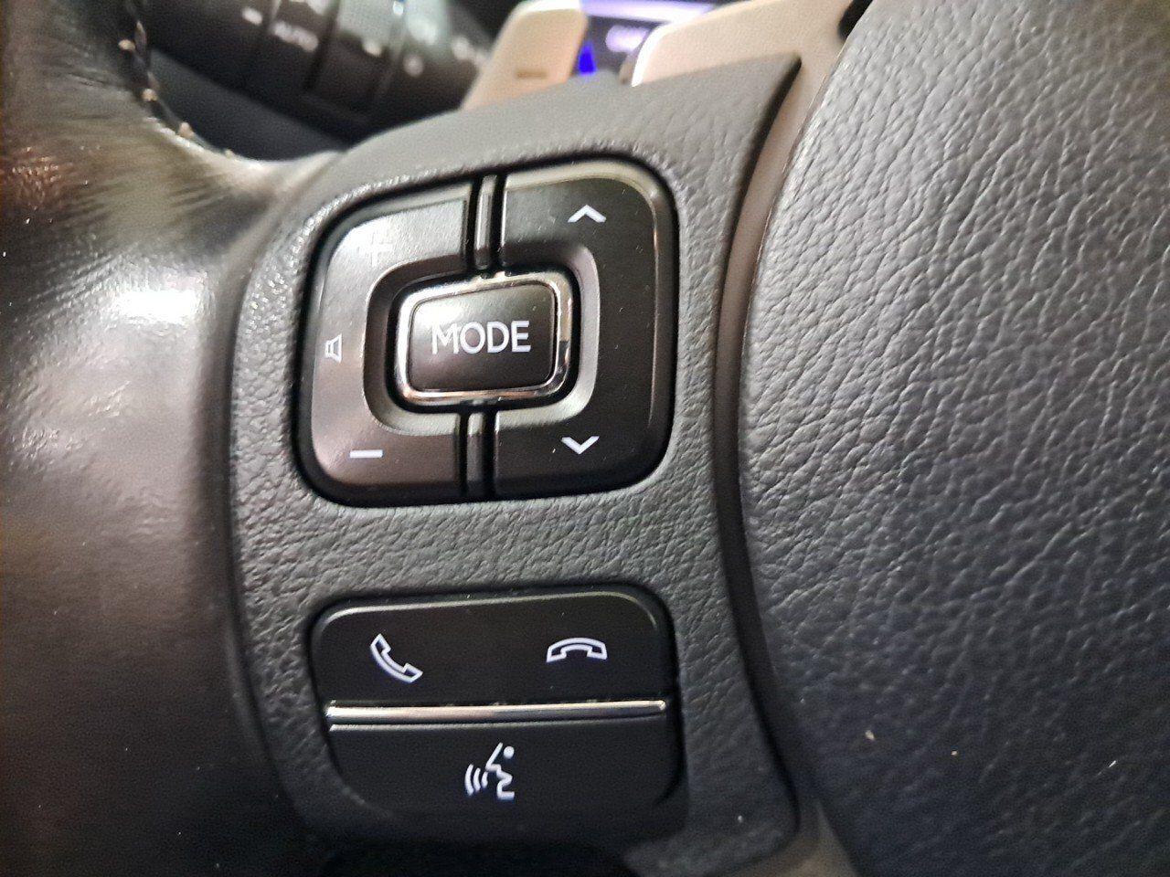 Lexus NX 2.5 300h Business 2WD - foto 12