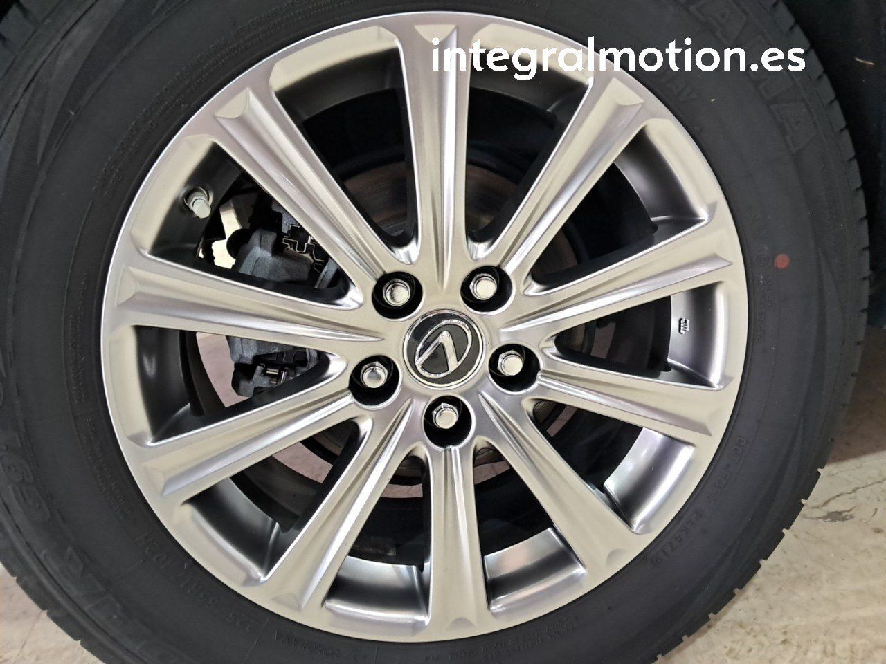 Lexus NX 2.5 300h Business 2WD - foto 29