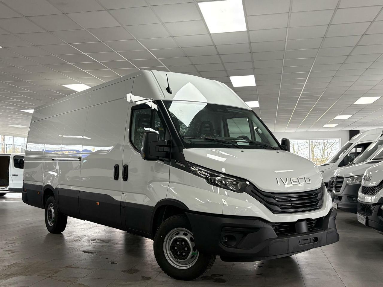 Iveco Daily 35 -160 HI-MATIC - foto 4