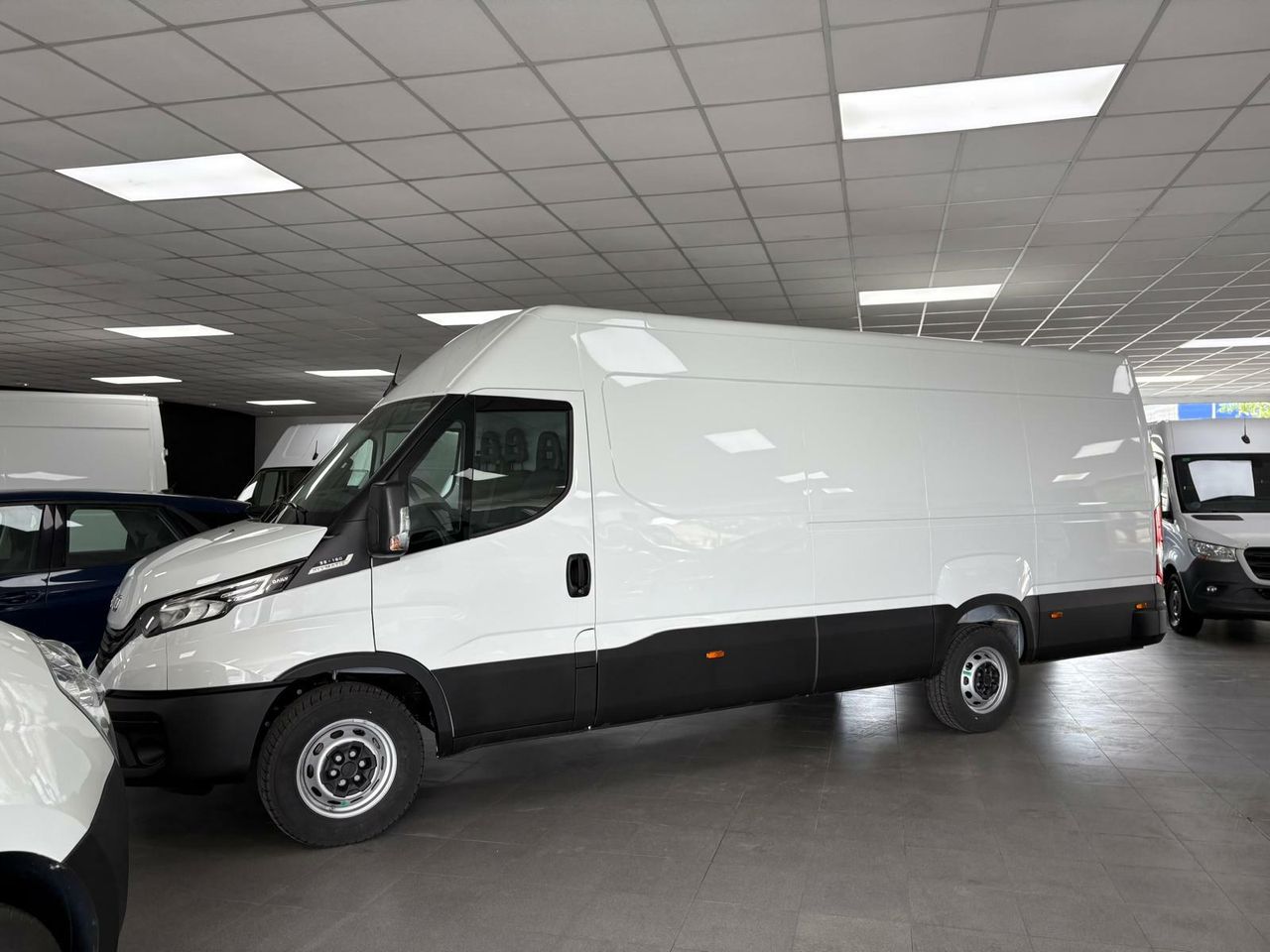 Iveco Daily 35 -160 HI-MATIC - foto 8