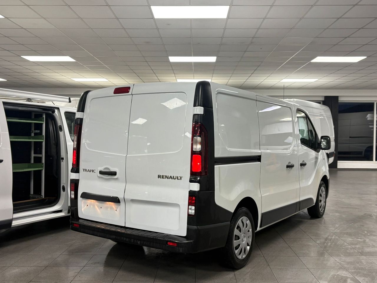 Renault Trafic 2.0 dCi 27 L1H1 Grand Confort - foto 3