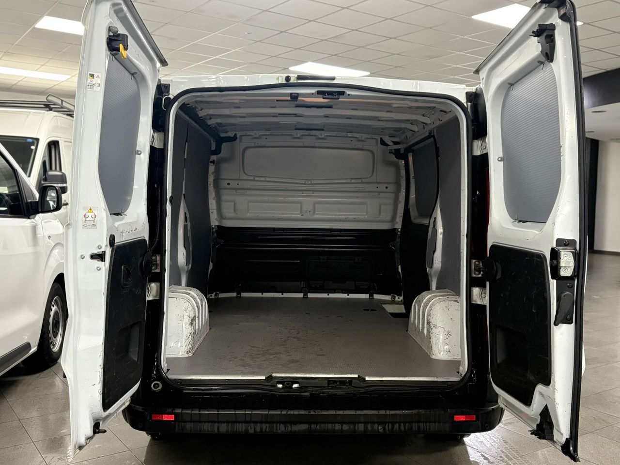 Renault Trafic 2.0 dCi 27 L1H1 Grand Confort - foto 7