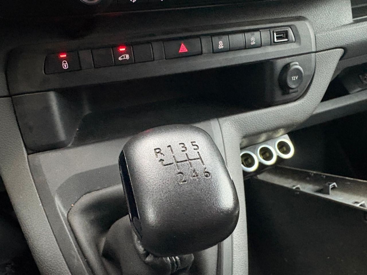 Toyota Proace 2.0 D-4D Long Comfort S&S STOCK - foto 10