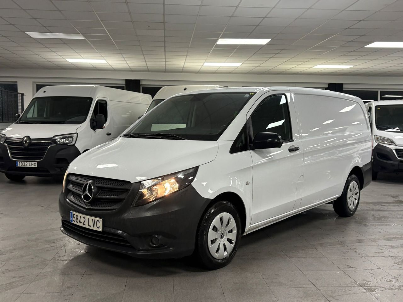 Mercedes Vito 11CDI LARGA - foto 19
