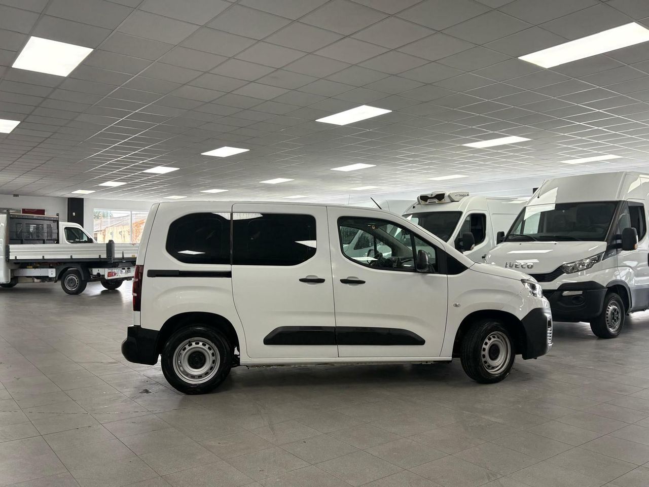 Citroën Berlingo COMBI TALLA M BLUEHDI 100CV SSLIVE - foto 5