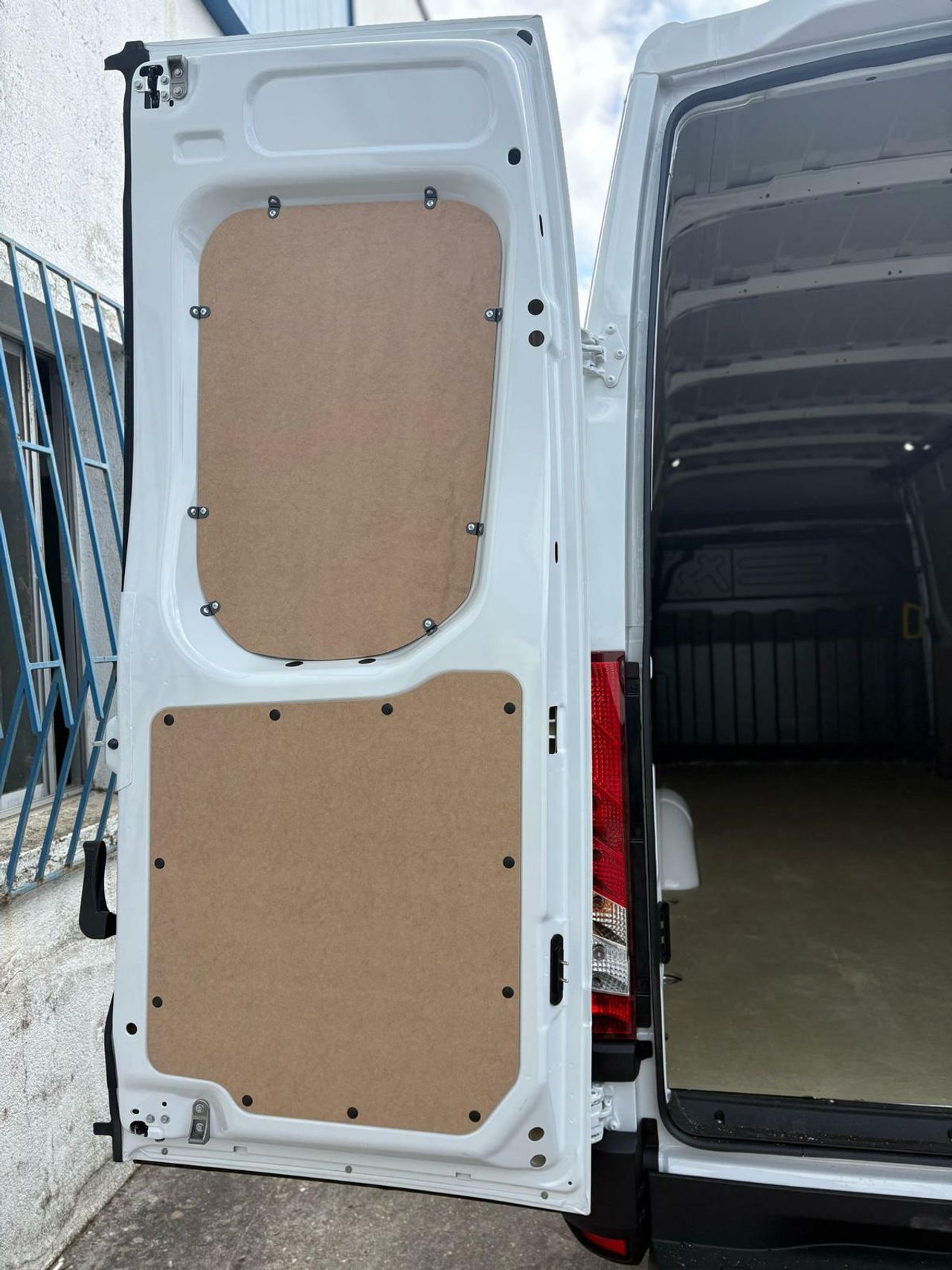 Iveco Daily 35 -160 HI-MATIC - foto 35