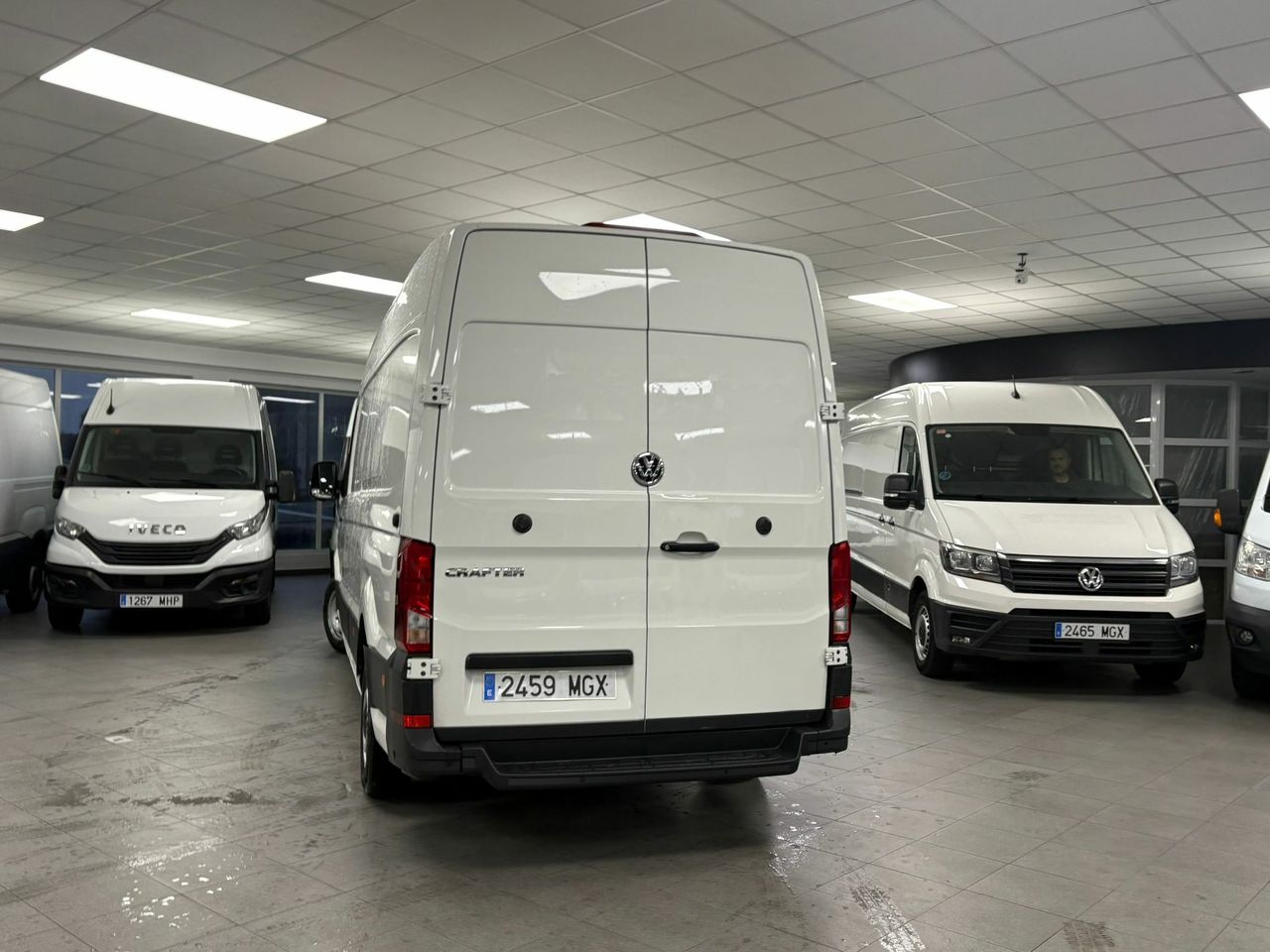 Volkswagen Crafter 35 FURGÓN BL TA L4H3 2.0TDI 103KW(140CV)  - foto 4