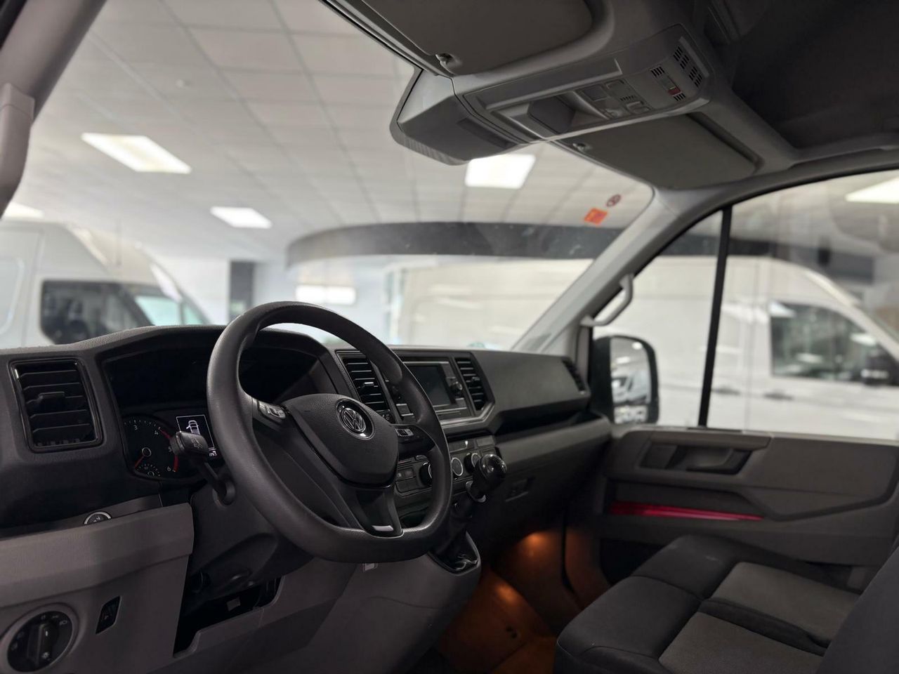 Volkswagen Crafter 35 FURGÓN BL TA L4H3 2.0TDI 103KW(140CV)  - foto 8