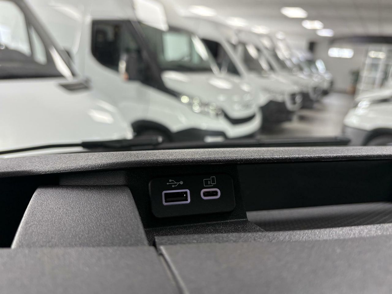 Iveco Daily 35 -160 HI-MATIC - foto 26