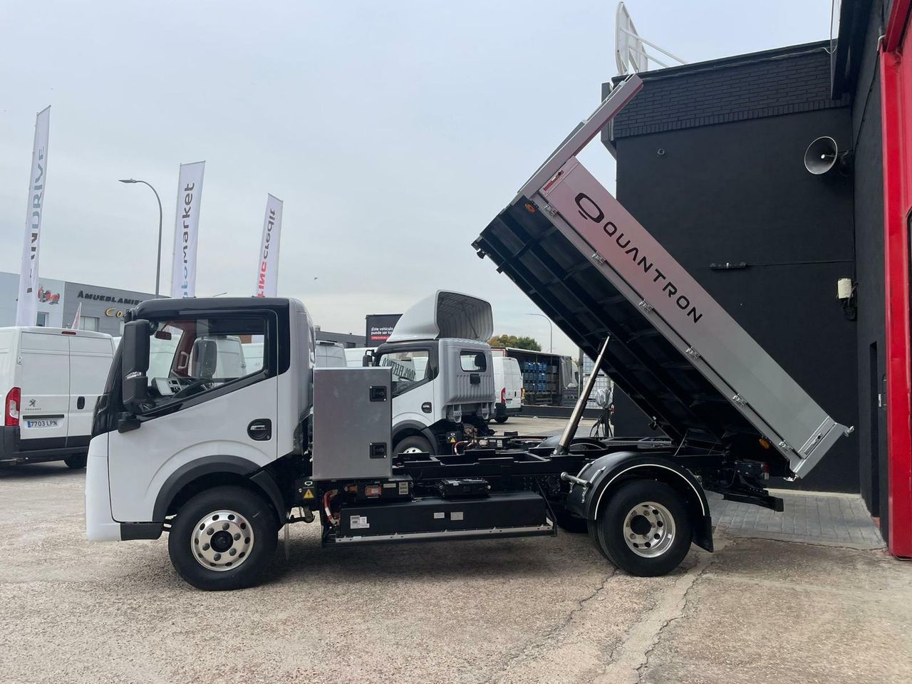 Dongfeng Box QUANTRON - foto 22