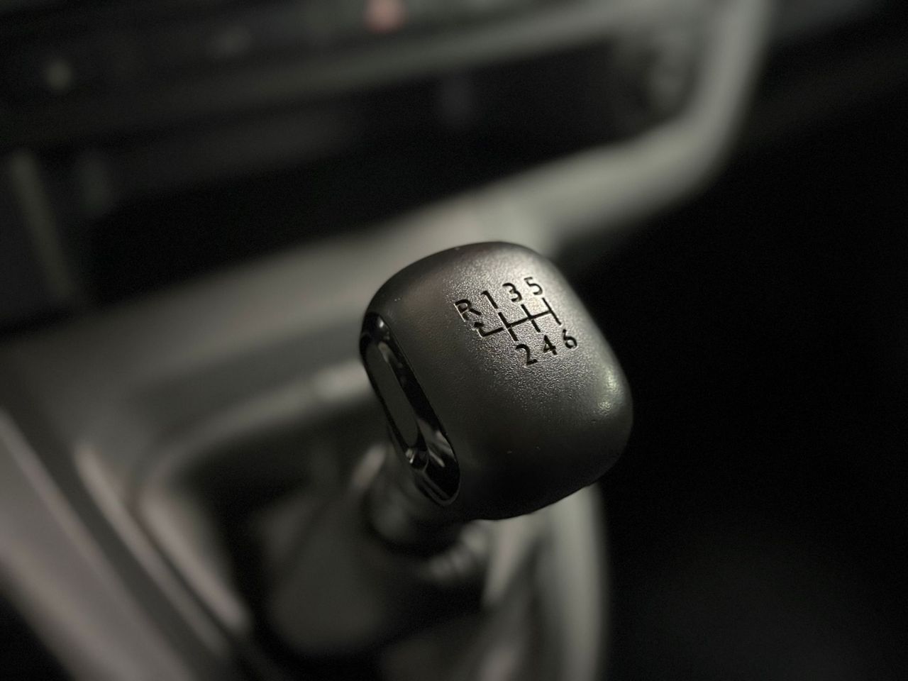 Opel Vivaro 2.0 TURBO 90KW EDITION L3H1 3.1T - foto 13