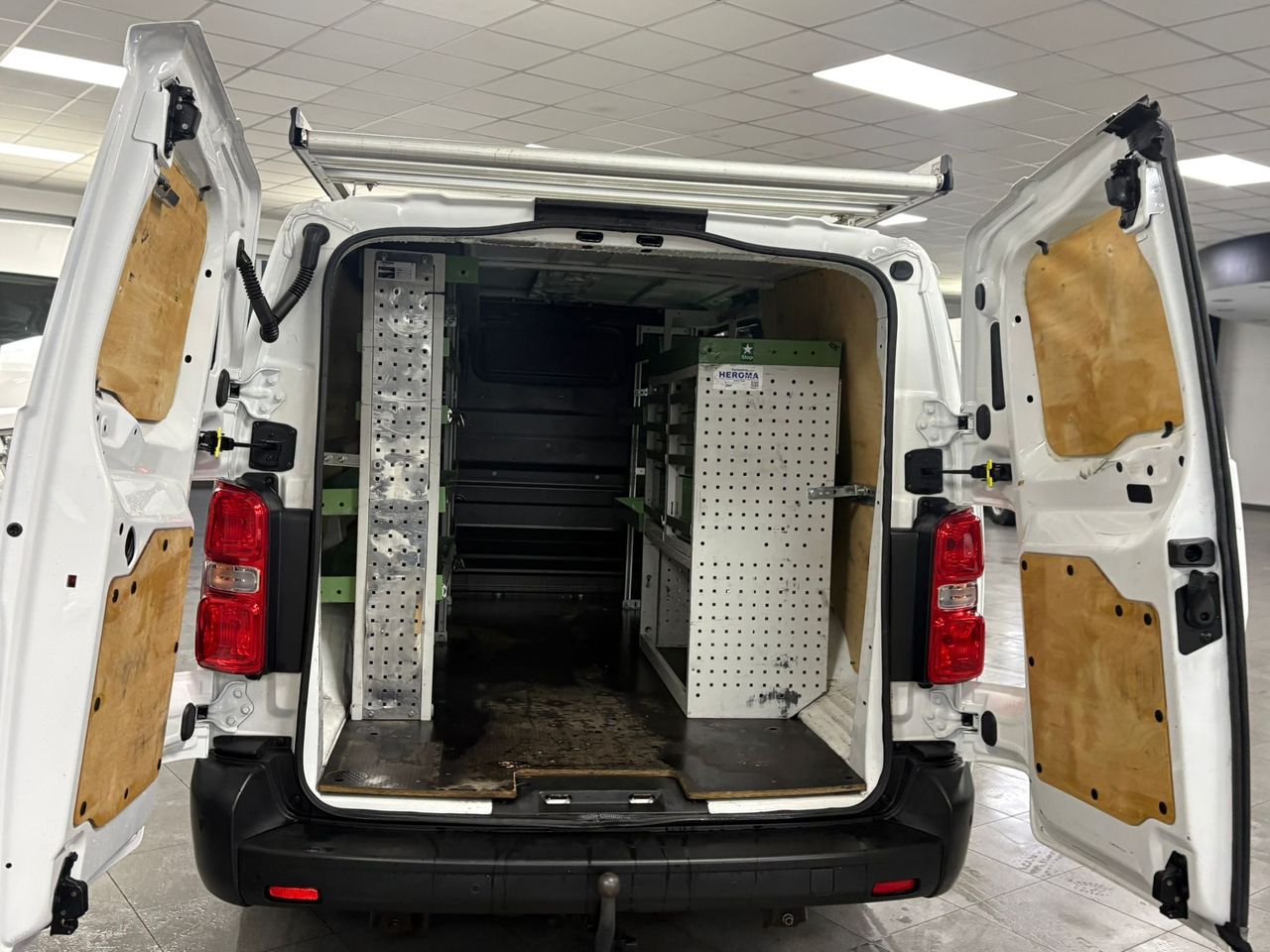 Opel Vivaro 2.0 TURBO 90KW EDITION L3H1 3.1T - foto 6