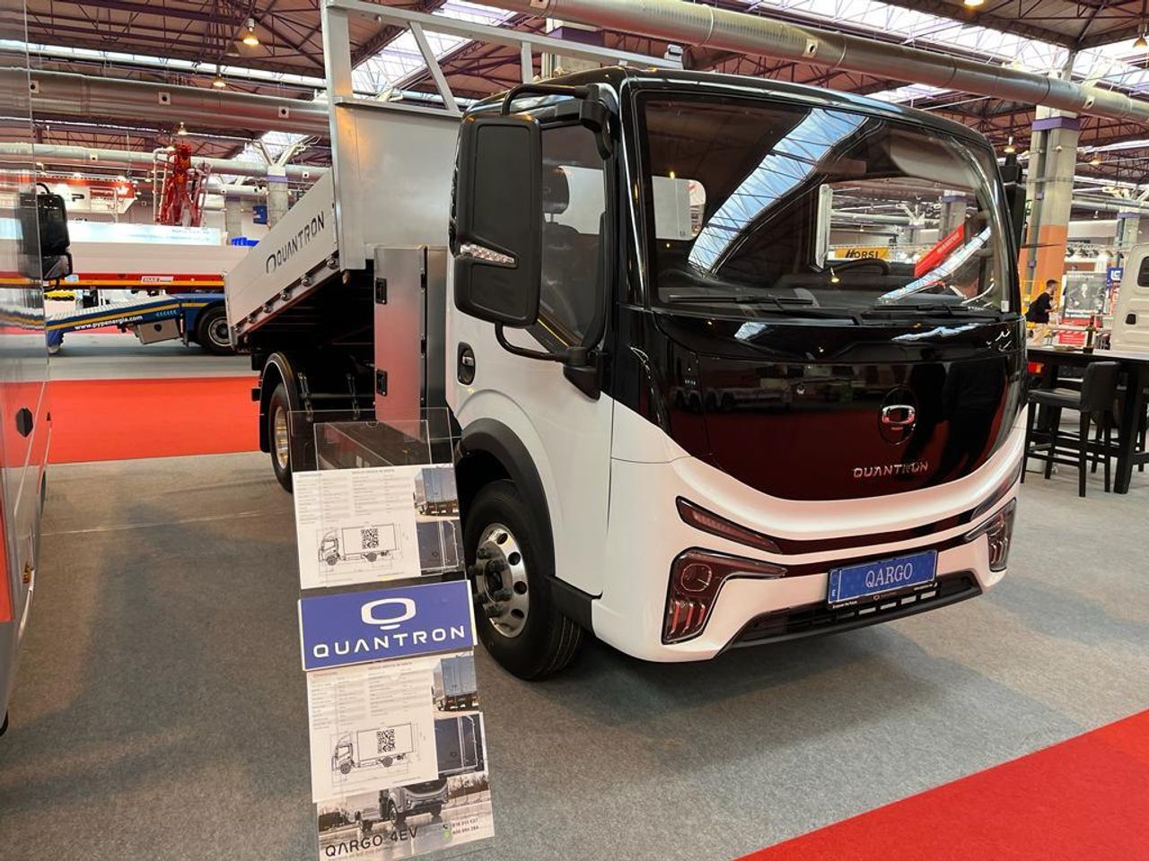 Dongfeng Box QUANTRON EV4 - foto 34