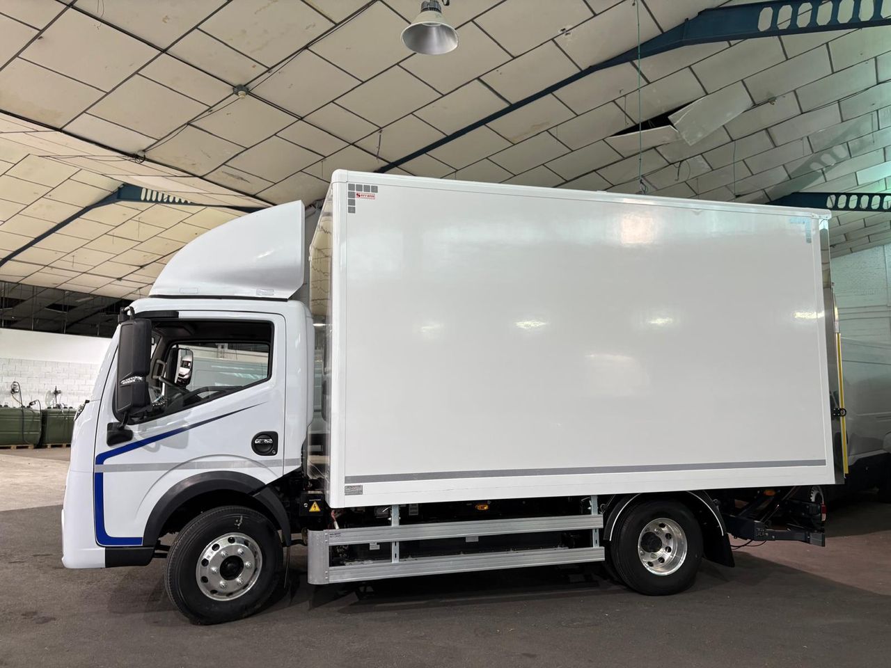 Dongfeng Box QUANTRON EV4 - foto 13