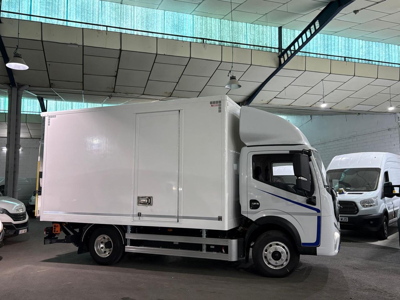 Dongfeng Box QUANTRON EV4 - foto 10