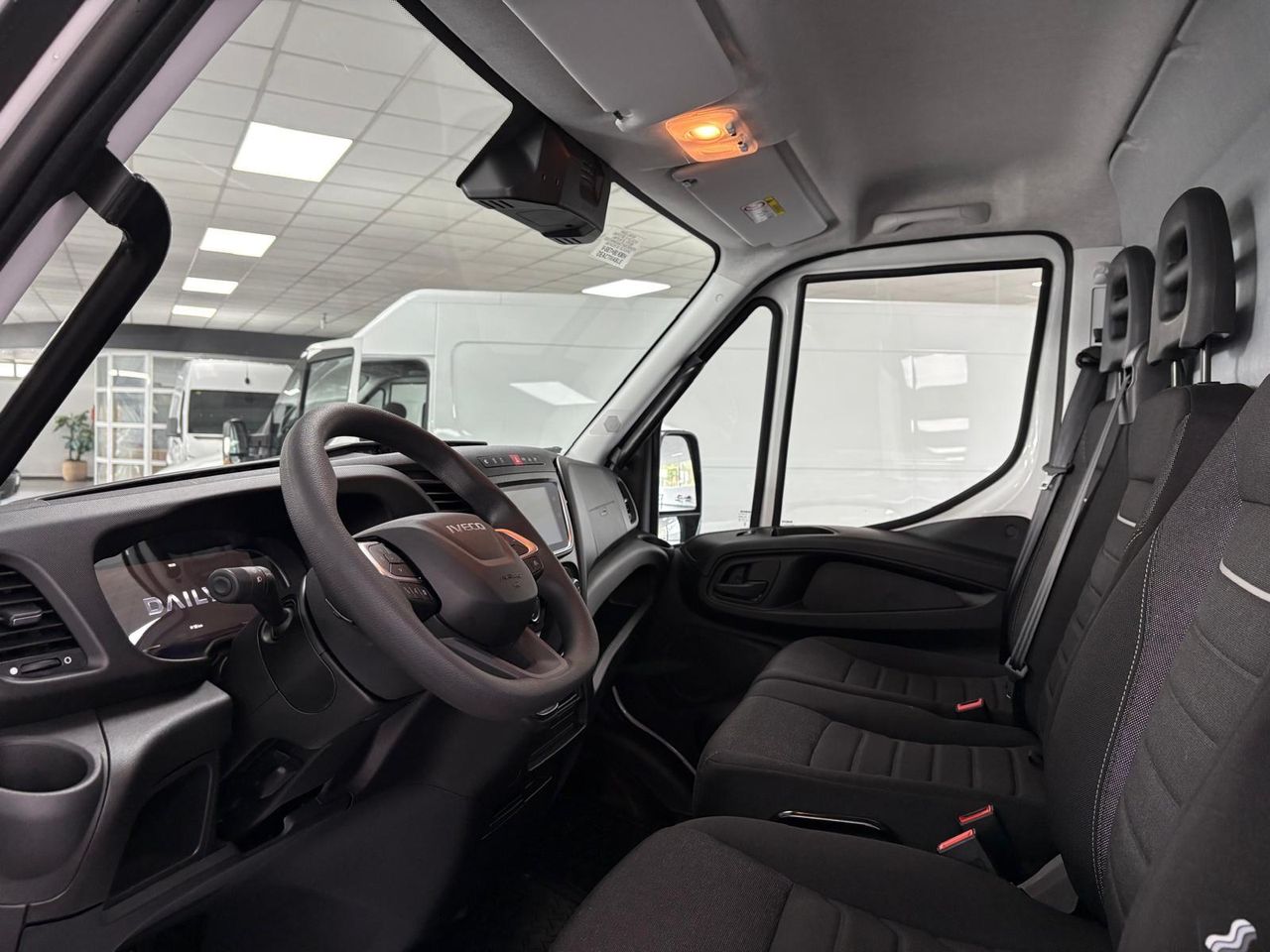 Iveco Daily 35 -160 HI-MATIC - foto 23
