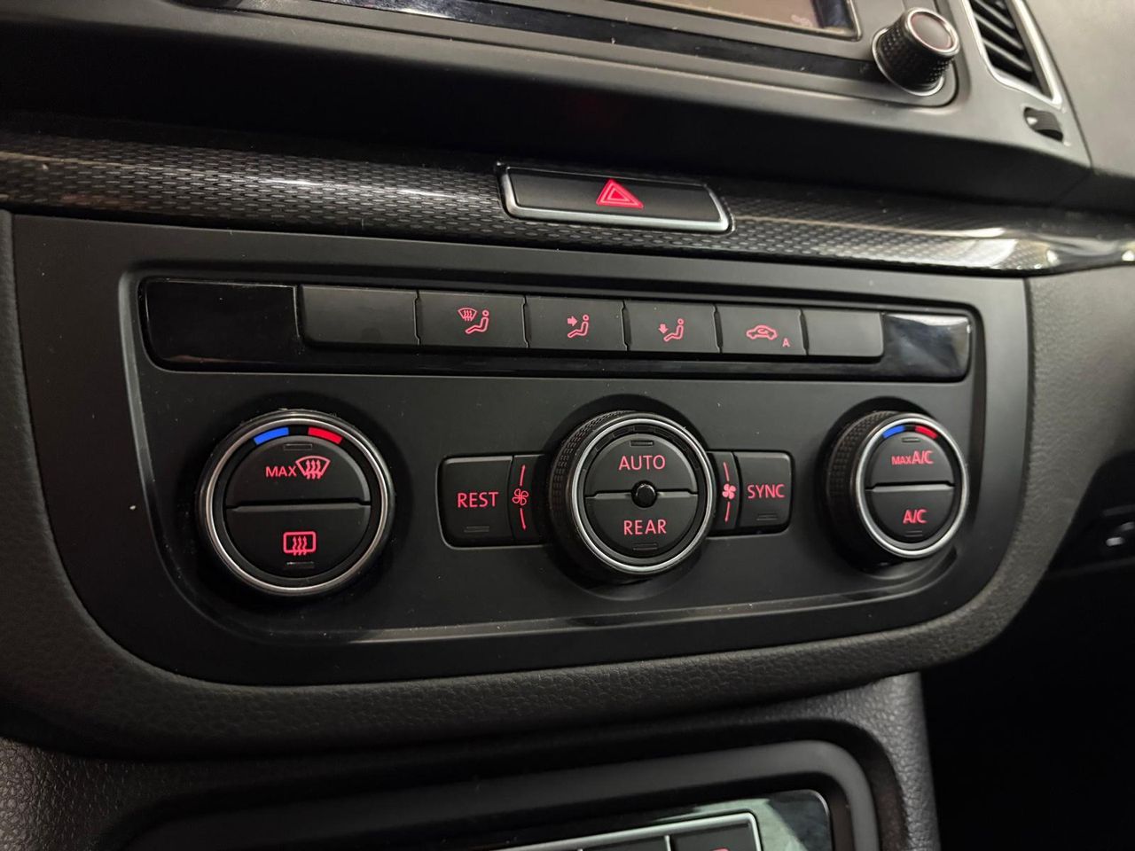 Ford Transit Custom KOMBI 2.0 TDCI 96KW 320 L1 TREND - foto 14