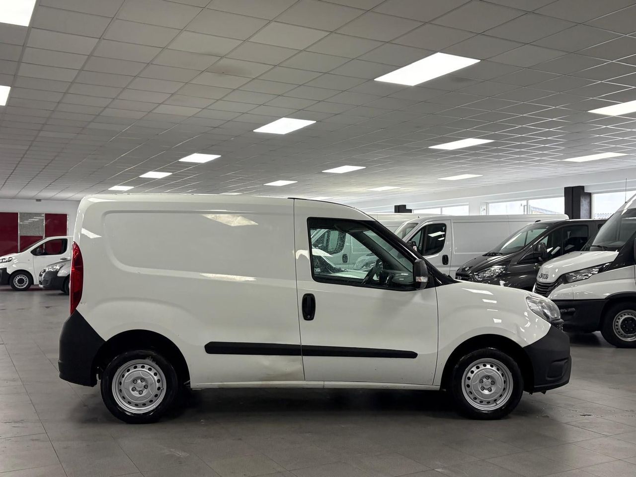 Fiat Doblò Cargo Base 1.3 Multijet 90cv E5+ - foto 24