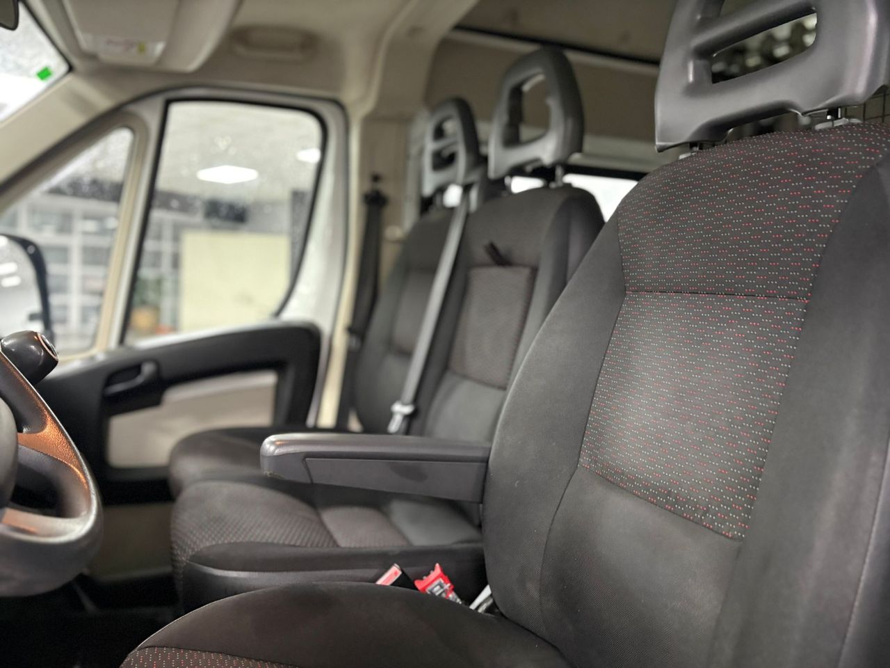 Citroën Jumper BlueHDi 81KW (110CV) Combi 33 L2H2 - foto 13