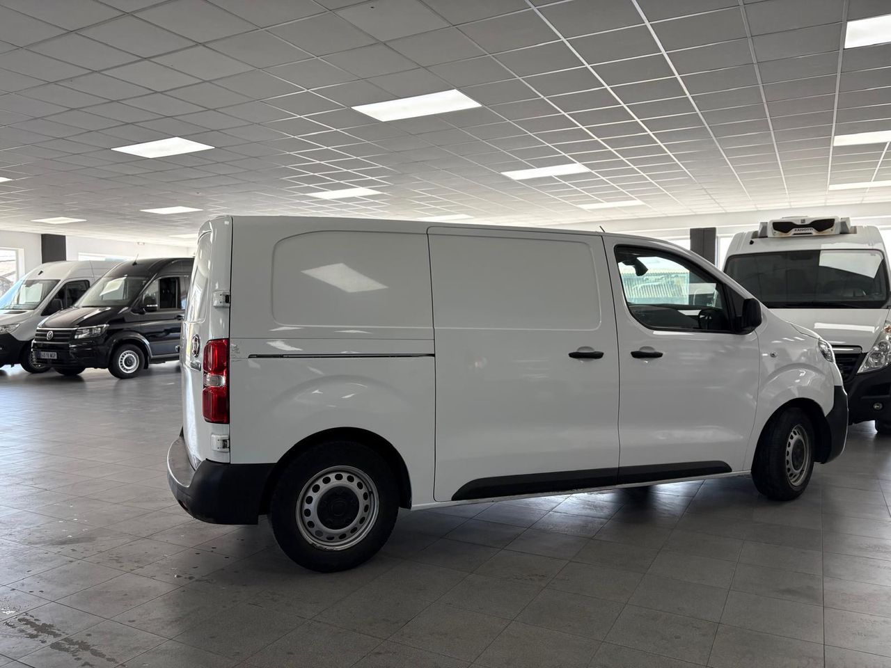 Fiat Scudo MT 6 BUSINESS l1h1 102CV - foto 8