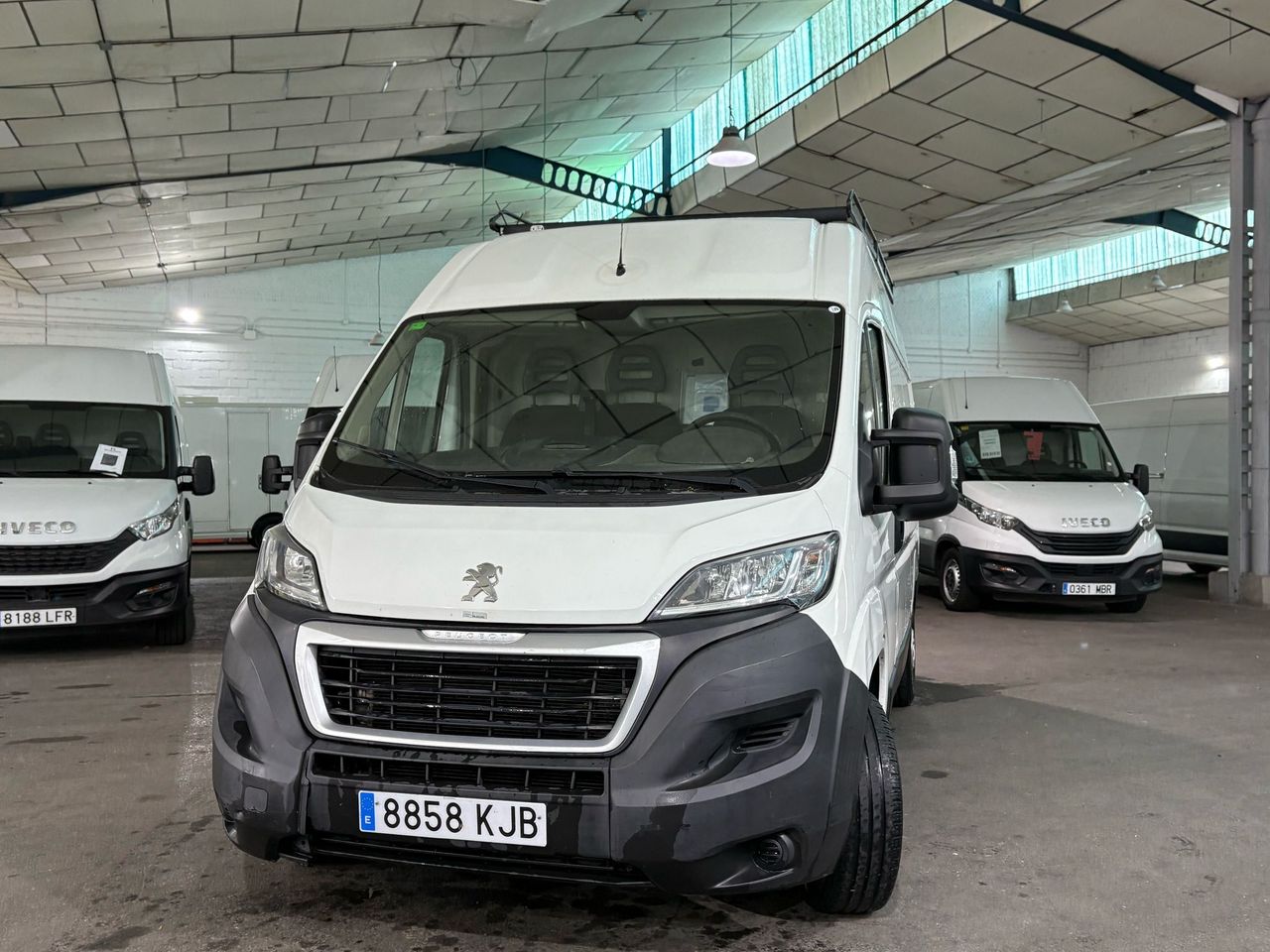Peugeot Boxer 2.2 BlueHDi L2H2 Premium S&S - foto 2