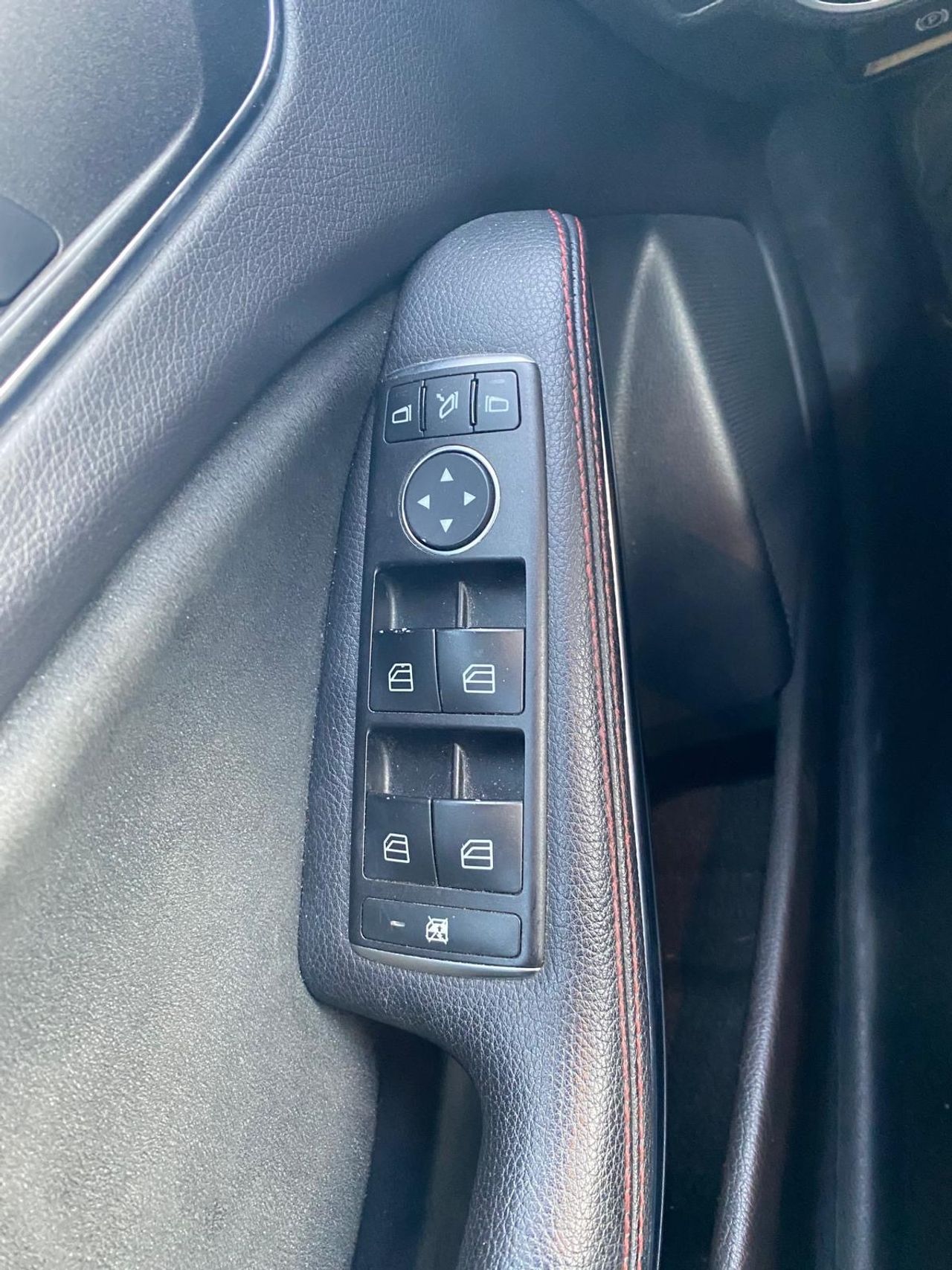 Mercedes Clase A A 200 d AMG Line - foto 5