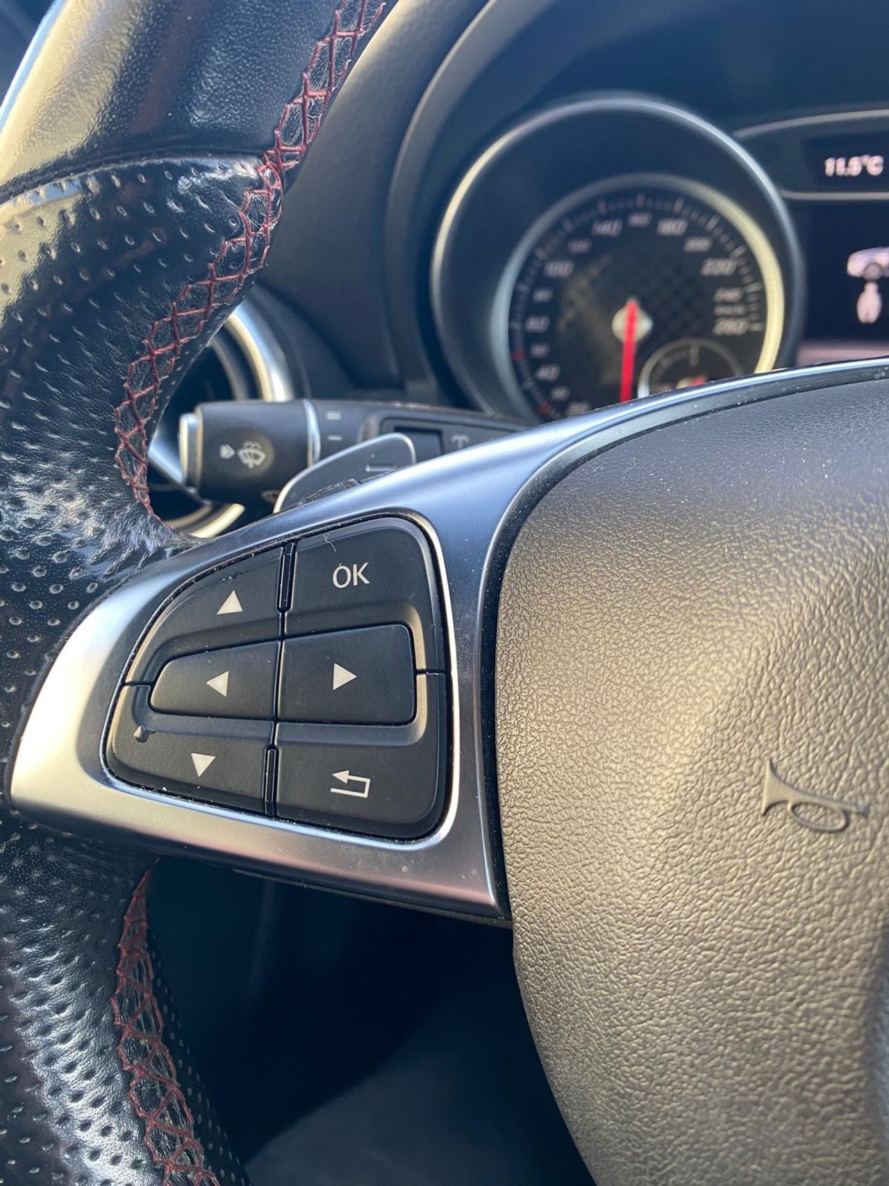 Mercedes Clase A A 200 d AMG Line - foto 6