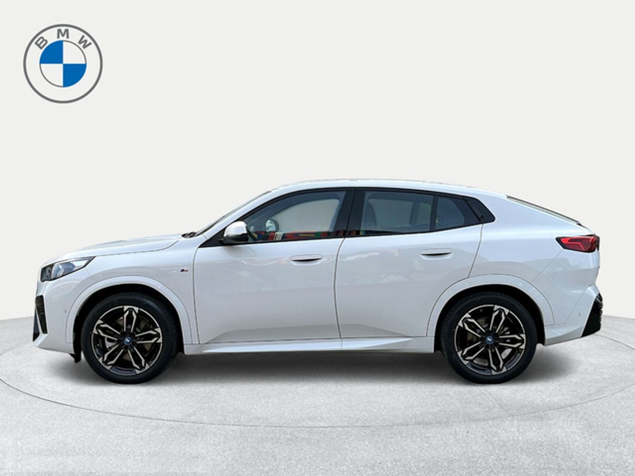 bmw ix2 2025 / foto grande (3)