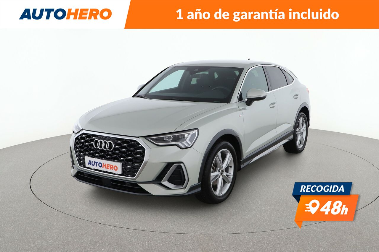 Dacia duster con retrovisor exterior negro  de segunda mano - audi q3 2020 /