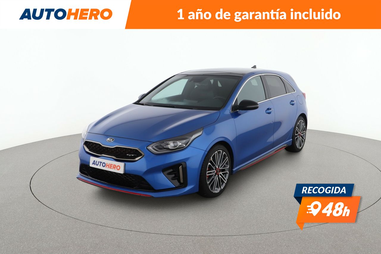 Hyundai bayon con asientos deportivos  de segunda mano - kia ceed 2021 /