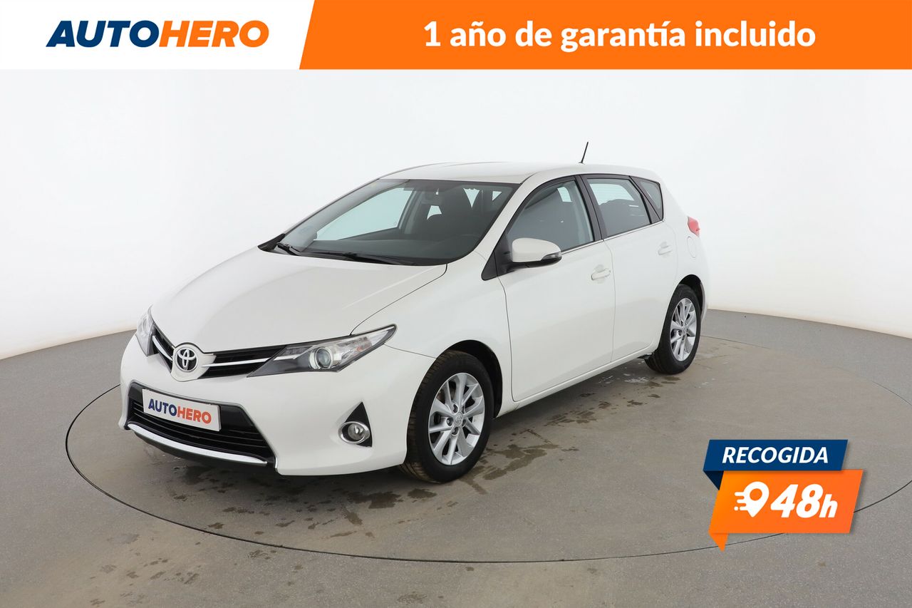 Foto toyota auris 2015 /