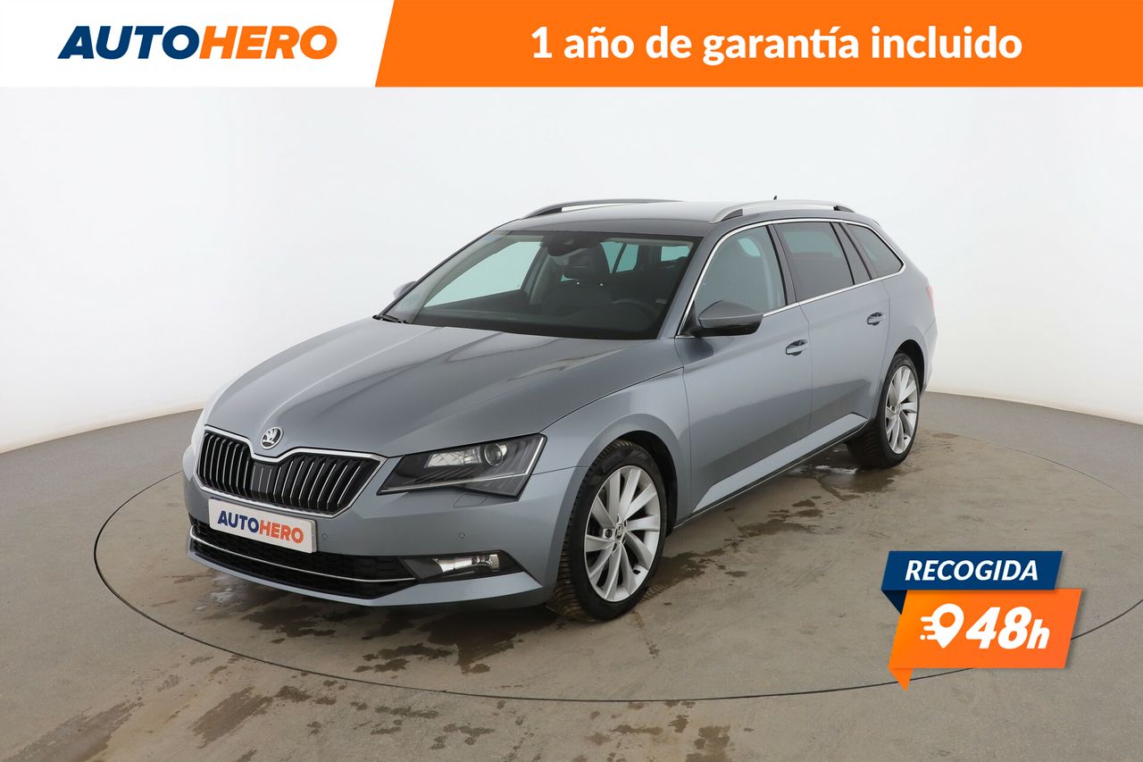 Foto skoda superb 2019 /