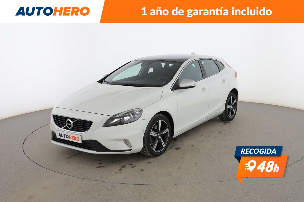 volvo v40 2016 /