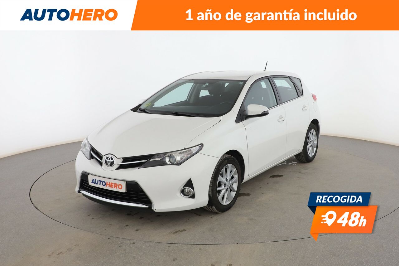 Foto toyota auris 2014 /