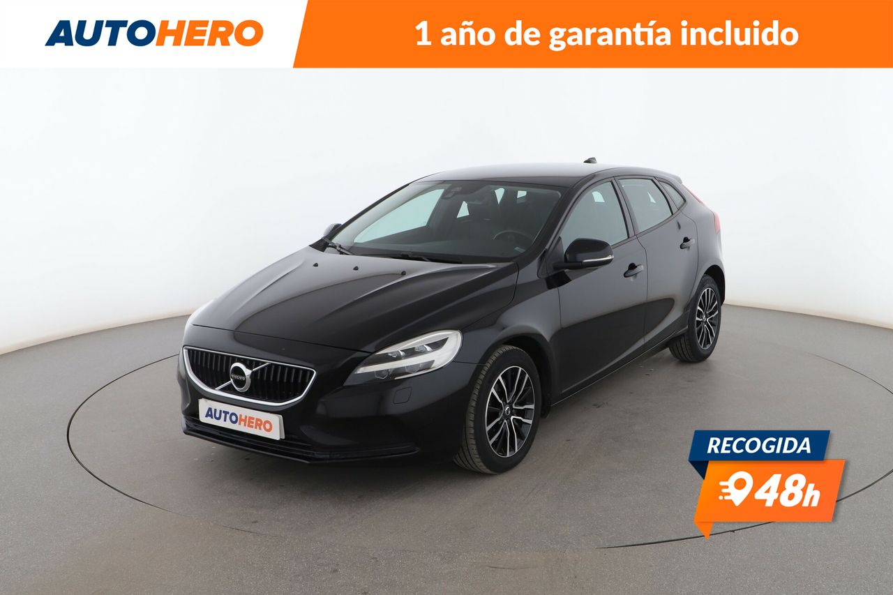 volvo v40 2018 /