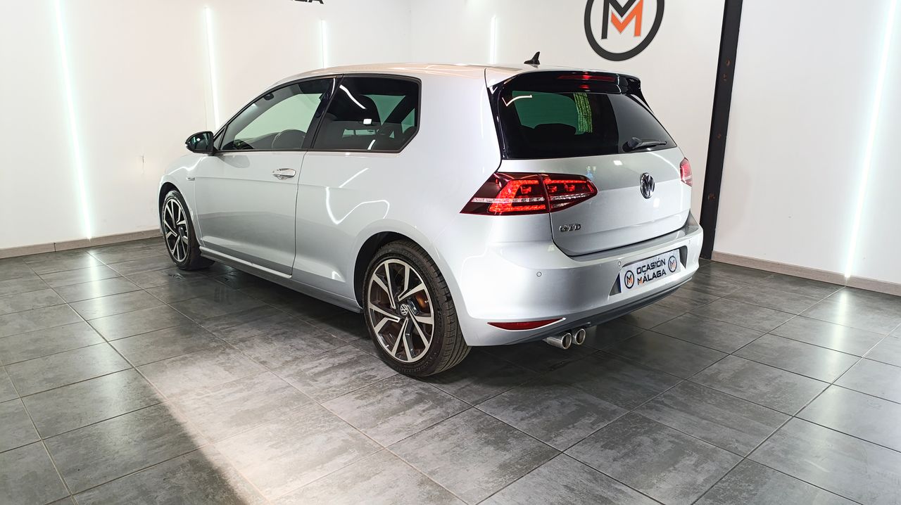 Volkswagen Golf 2.0 TDI 184cv GTD BMT Libro de mantenimiento - 169.000Km - Foto 2 