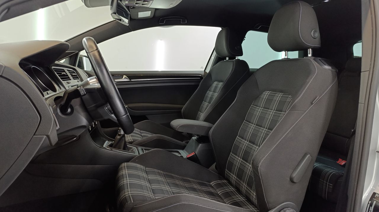 Volkswagen Golf 2.0 TDI 184cv GTD BMT Libro de mantenimiento - 169.000Km - Foto 2 