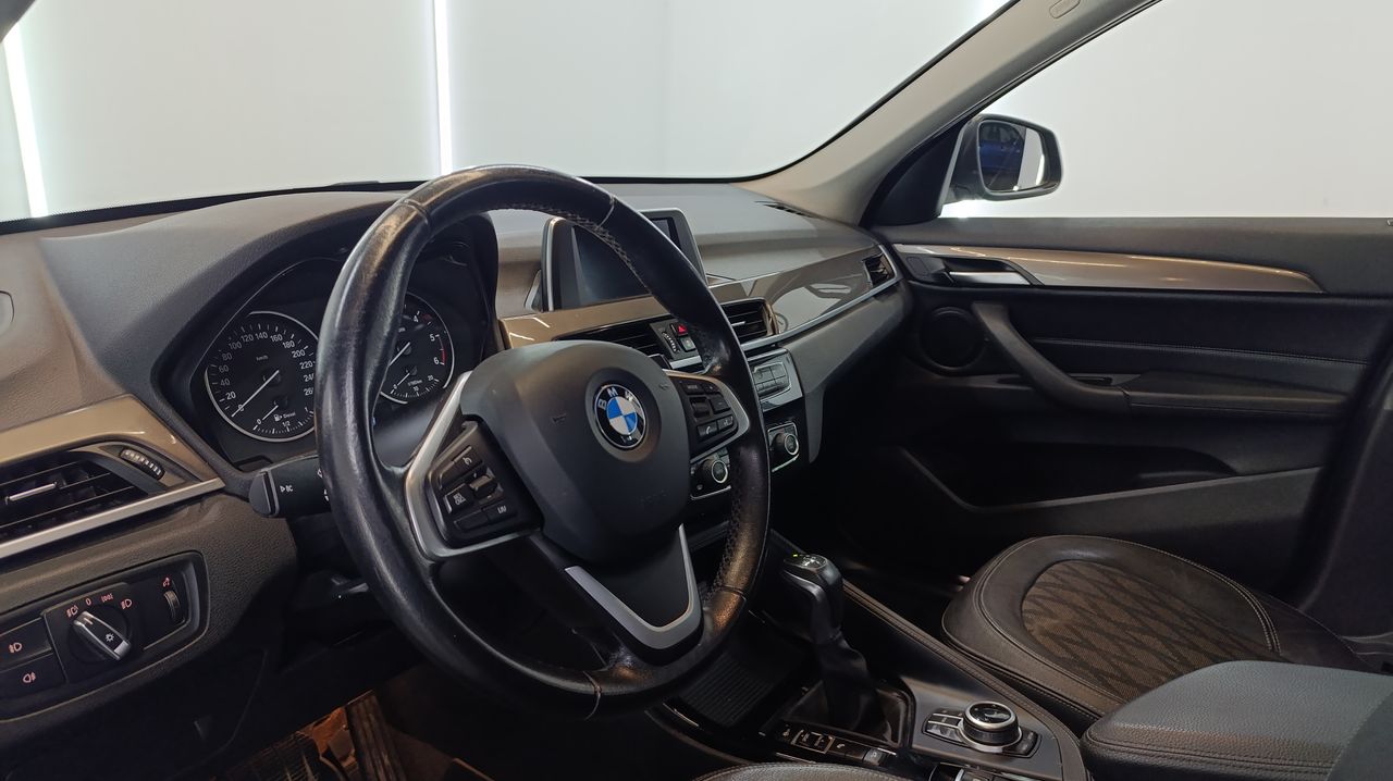 BMW X1 xDrive18d - Foto 2