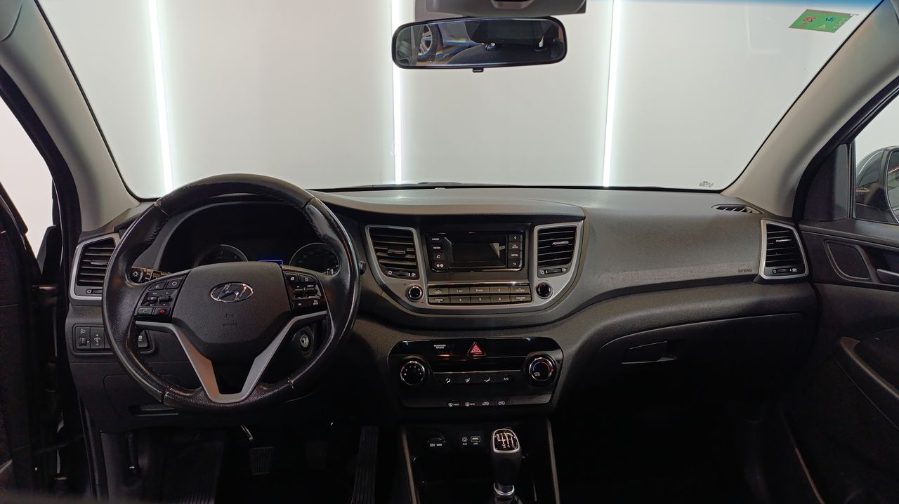 Hyundai Tucson 1.7 CRDi 85kW (115CV) BDrive Essence 4x2 - Foto 2