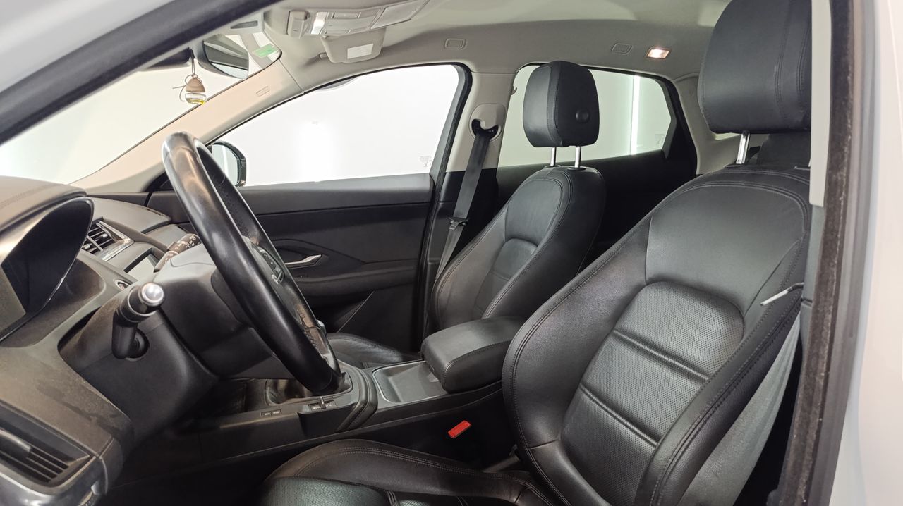Jaguar E-Pace 2.0D 110kW R-Dynamic Nacional 77.000Km - Foto 2 