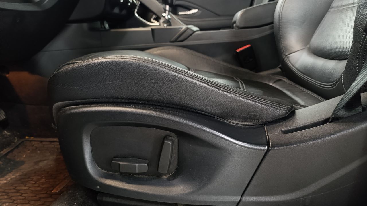 Jaguar E-Pace 2.0D 110kW R-Dynamic Nacional 77.000Km - Foto 2 