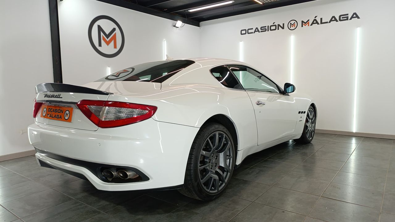 Maserati GranTurismo GranTurismo - Foto 2