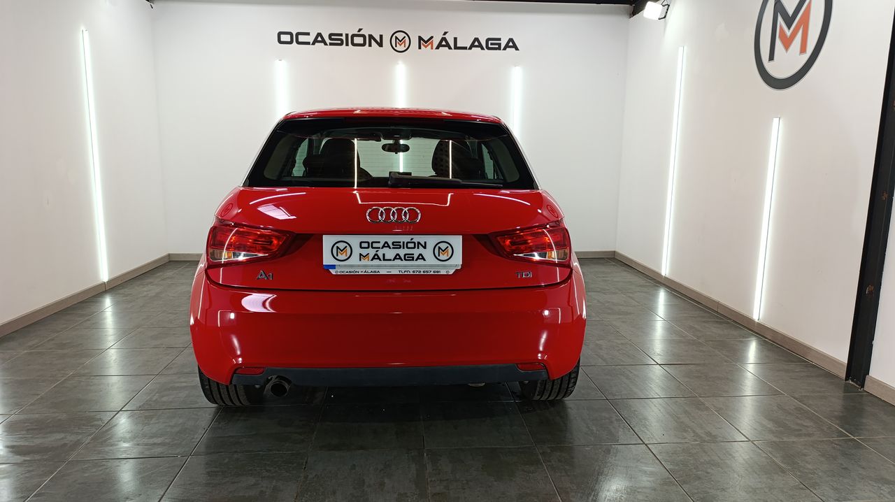 Audi A1 1.6 TDI 90cv Attraction - Foto 2