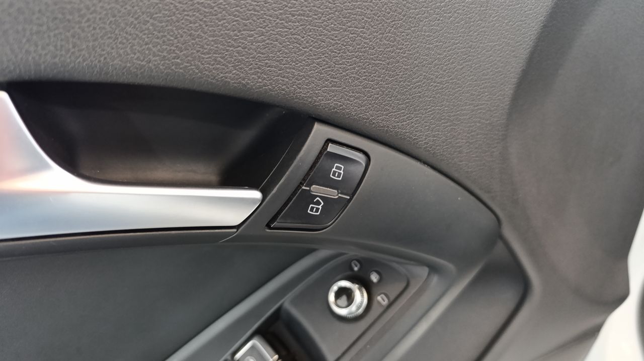 Audi A5 Cabrio 1.8 TFSI 170cv Llantas 20
