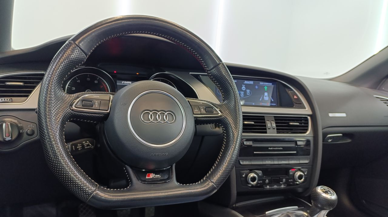 Audi A5 Cabrio 1.8 TFSI 170cv Llantas 20